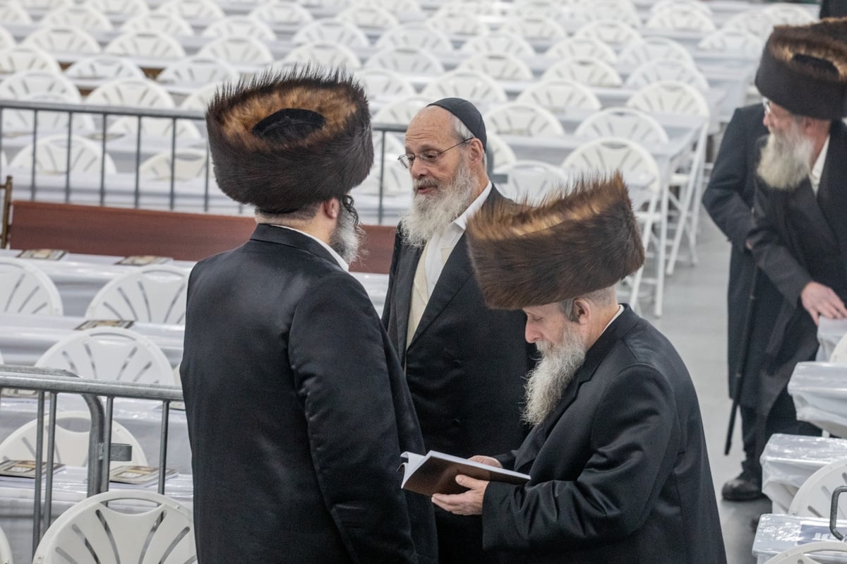 הרה"צ רבי אהרן מרדכי רוקח, שבת בבורו פארק