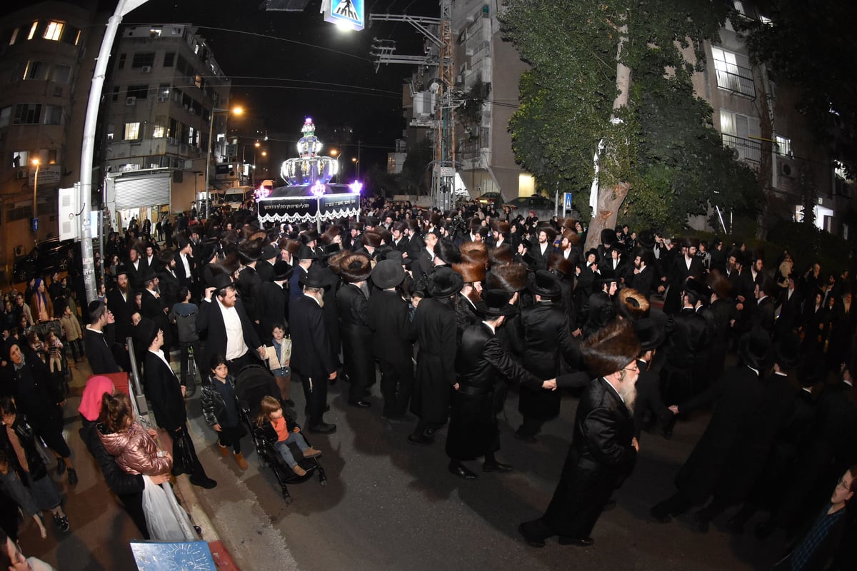 הכנסת ספר תורה לביהמ"ד חליסא