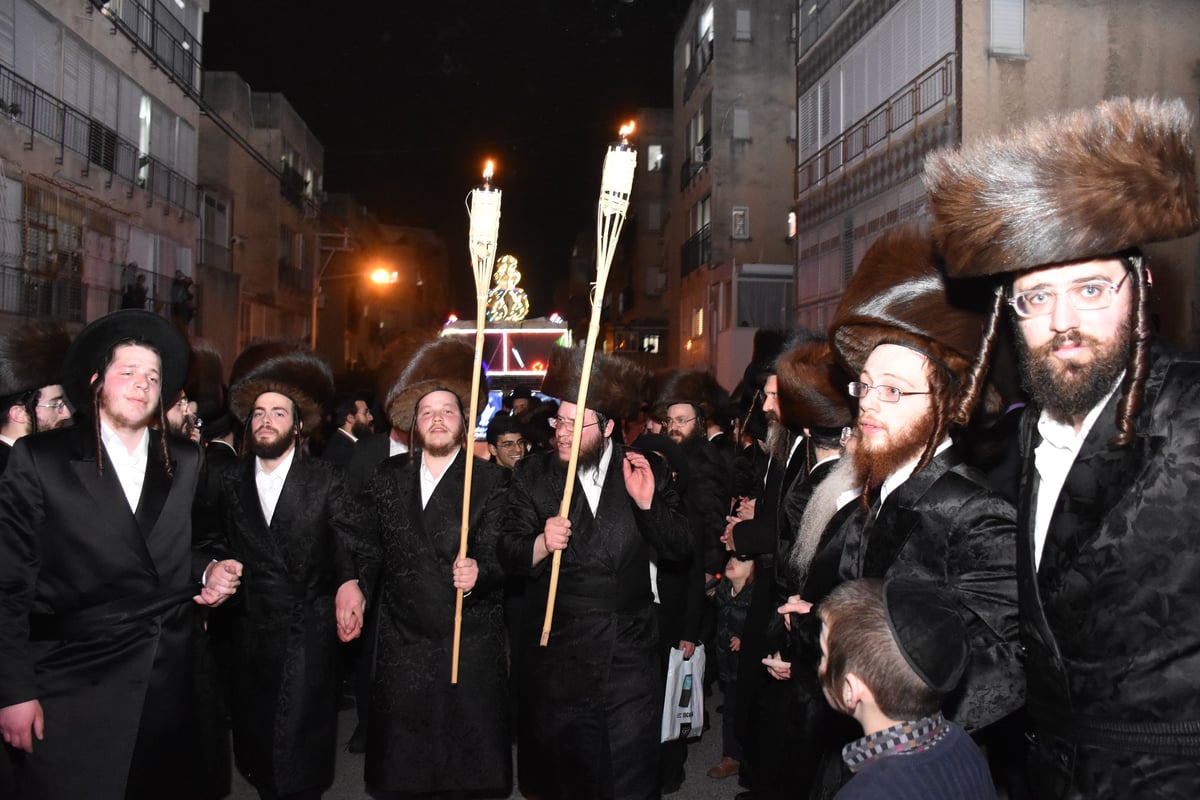 הכנסת ספר תורה לביהמ"ד חליסא