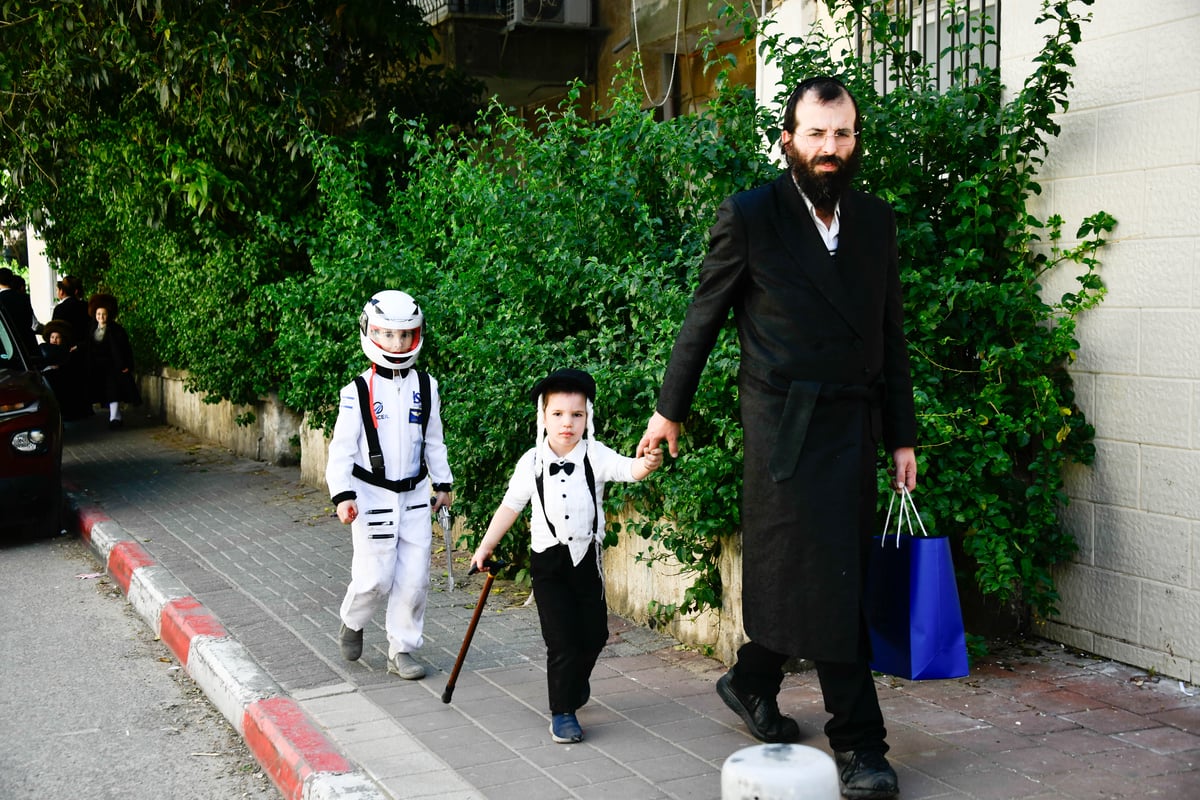 פורים תשפ"ה ברחובות בני ברק