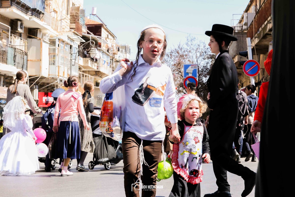 פורים תשפ"ה ברחובות ירושלים עיה"ק 