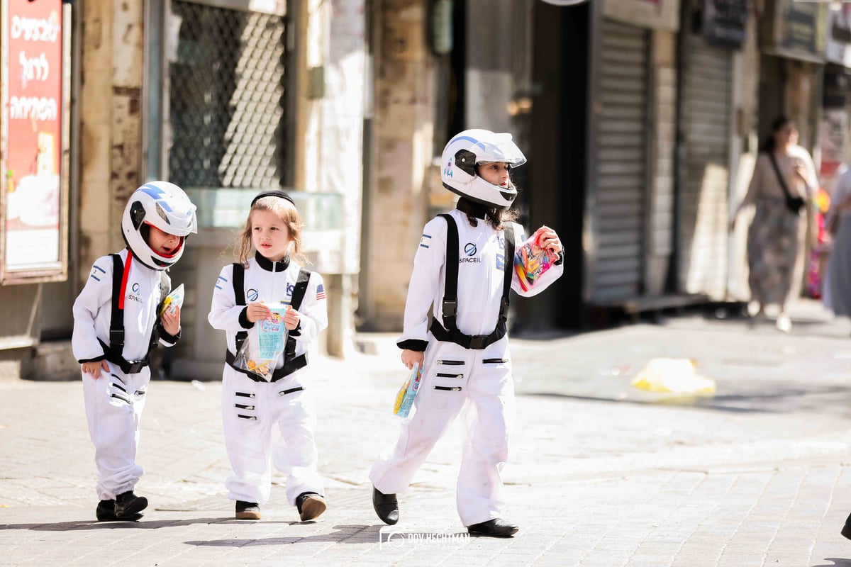 פורים תשפ"ה ברחובות ירושלים עיה"ק 