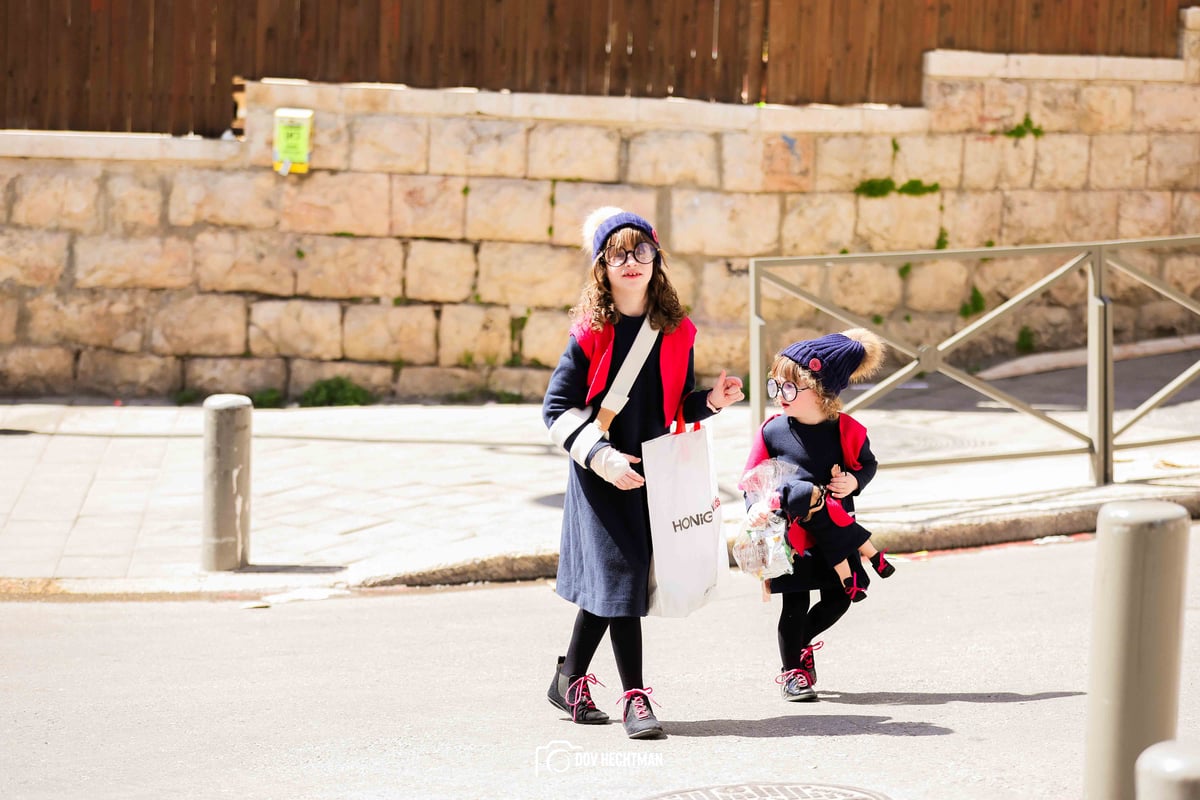 פורים תשפ"ה ברחובות ירושלים עיה"ק 