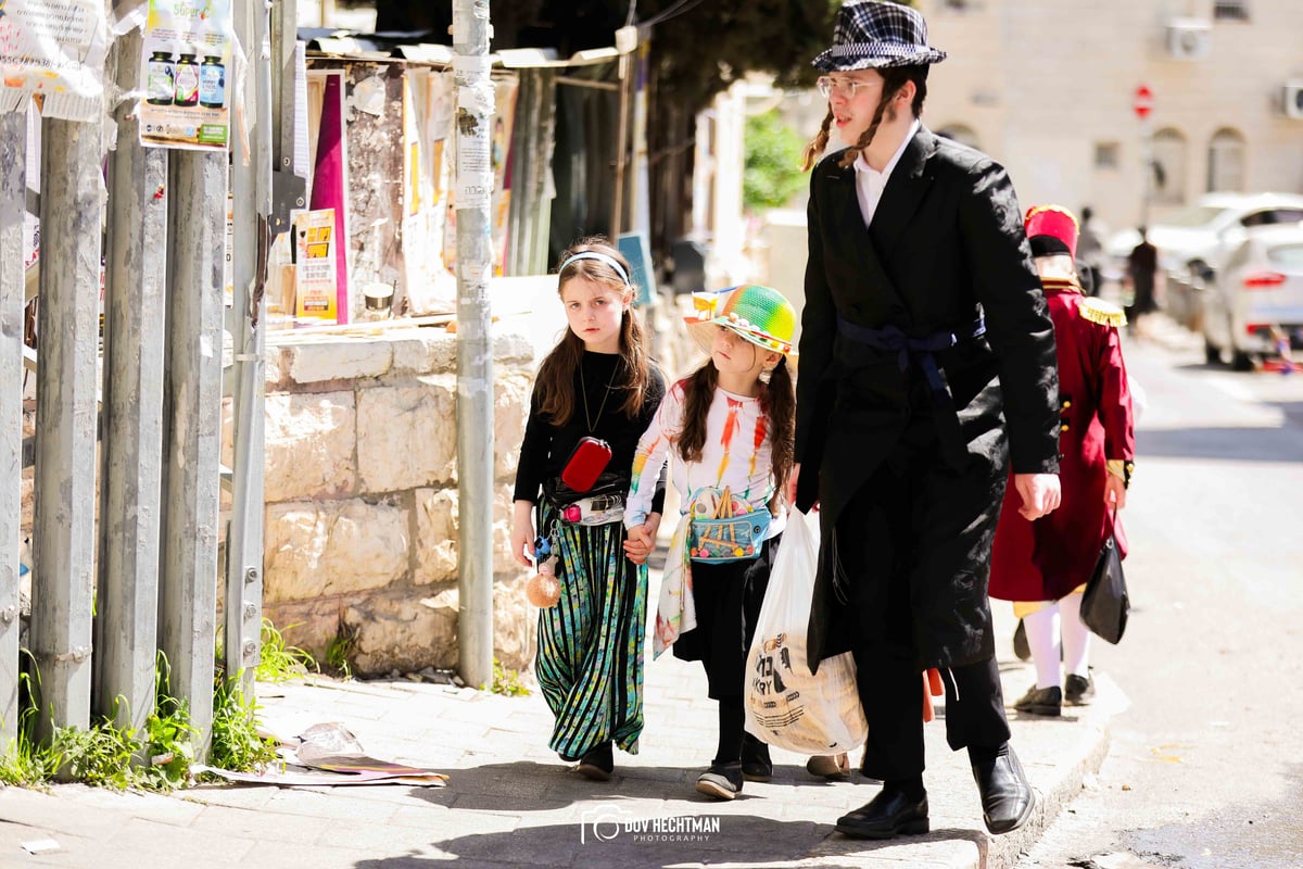 פורים תשפ"ה ברחובות ירושלים עיה"ק 