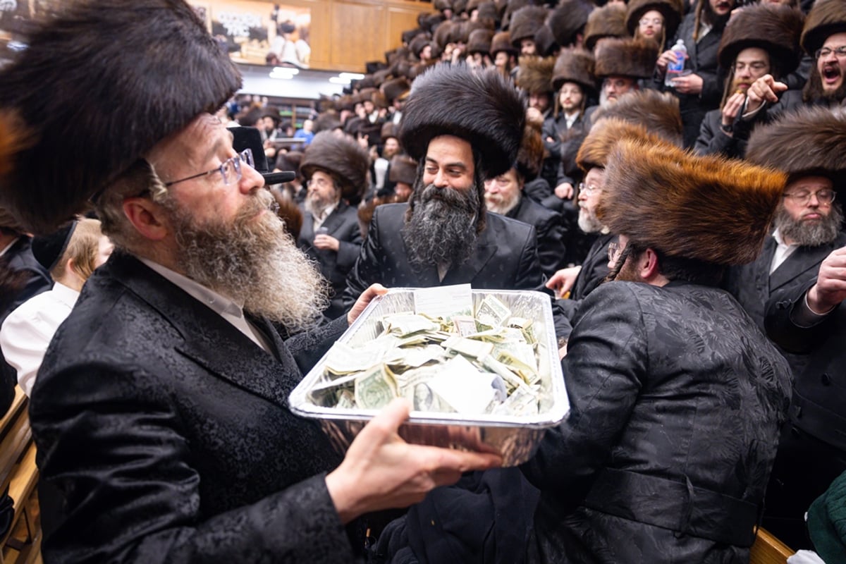 פורים בחצה"ק צאנז קלויזנבורג