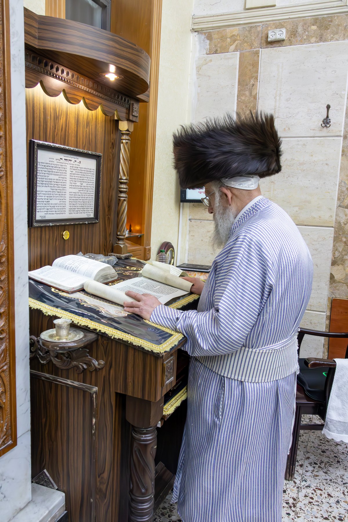 פורים בחצה"ק פינסק קרלין