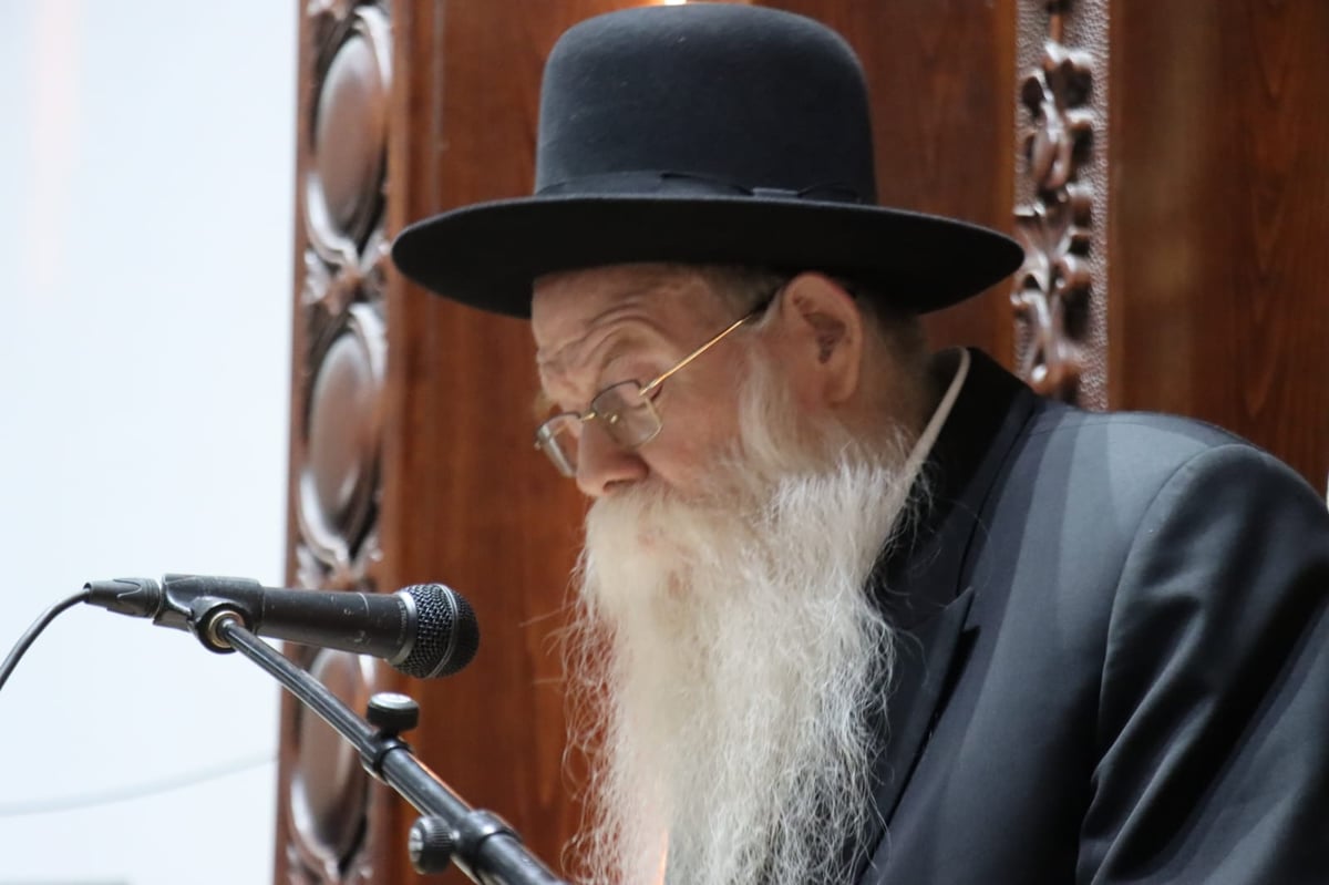  מסע הלוויית הגאון רבי נחמן פלונצ'ק זצ"ל