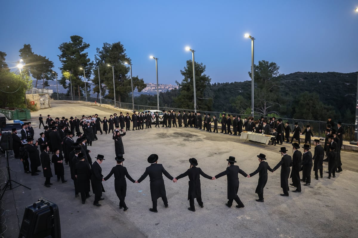 שמחת החלאקה לנין האדמו"ר מקרעטשניף י-ם