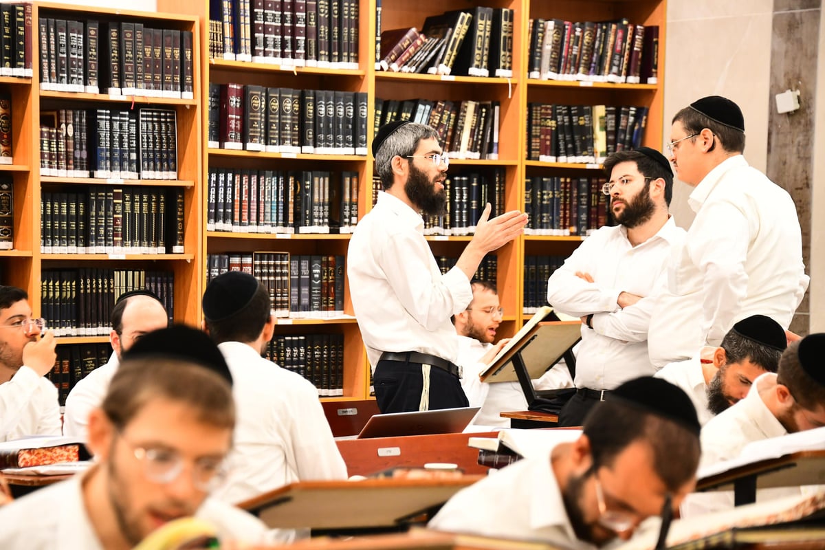 פתיחת זמן קיץ ברשת הכוללים של הגאון רבי עמרם פריד