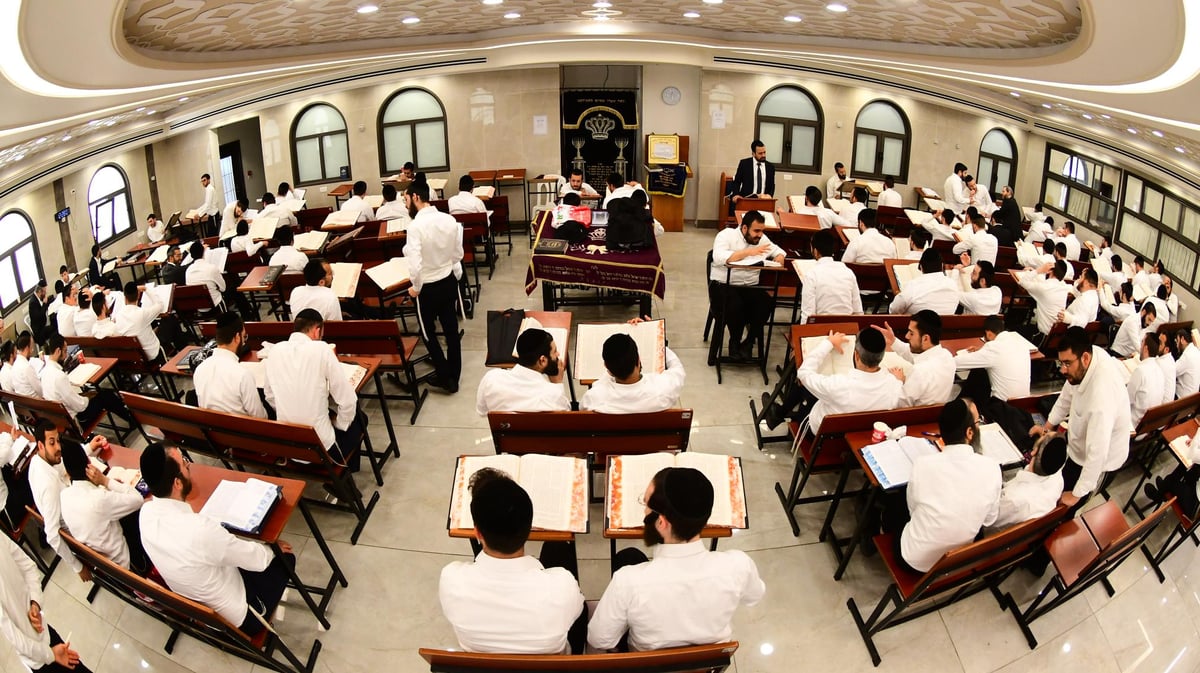 פתיחת זמן קיץ ברשת הכוללים של הגאון רבי עמרם פריד