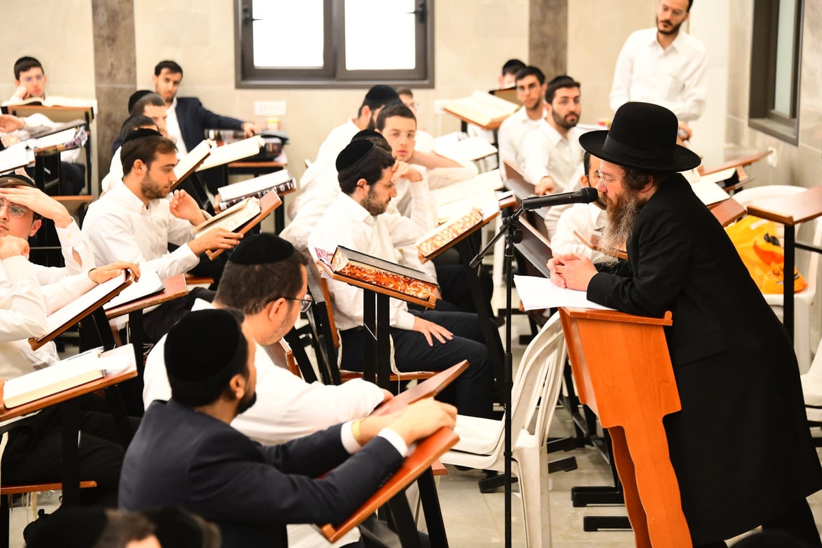 פתיחת זמן קיץ ברשת הכוללים של הגאון רבי עמרם פריד