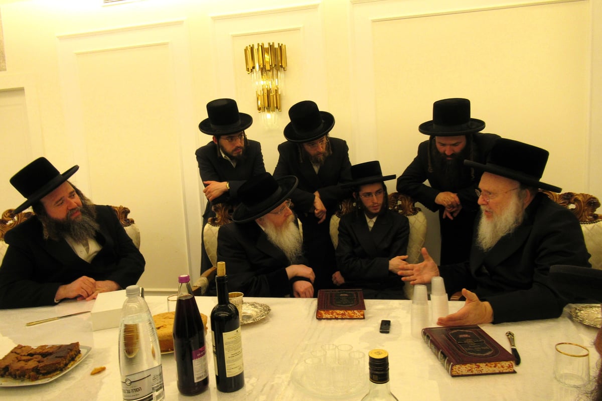 שמחת בית קרעטשניף קרית גת – קאמארנא
