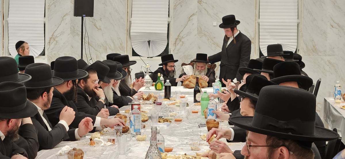 האדמו"ר מקוסען לייקווד בהילולת הרה"ק ר' ישעל'ע מקרעסטיר זי"ע