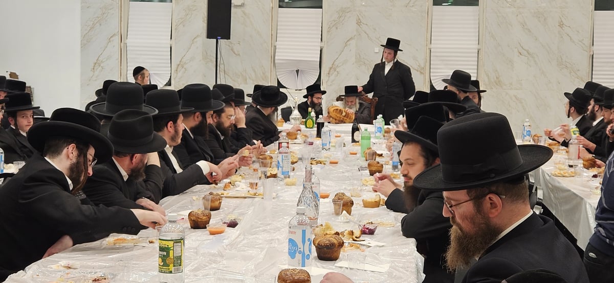 האדמו"ר מקוסען לייקווד בהילולת הרה"ק ר' ישעל'ע מקרעסטיר זי"ע