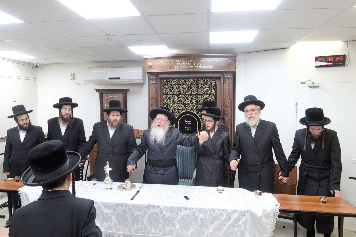 מסיבת לחיים בקרעטשניף קריית גת