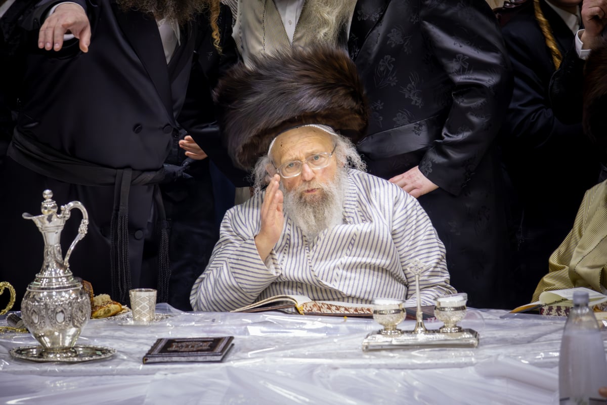 הילולא קדישא בפינסק קרלין