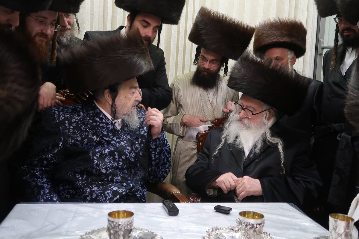 האדמו"ר ממשכנות הרועים בביקור אצל הגרי"מ שכטר