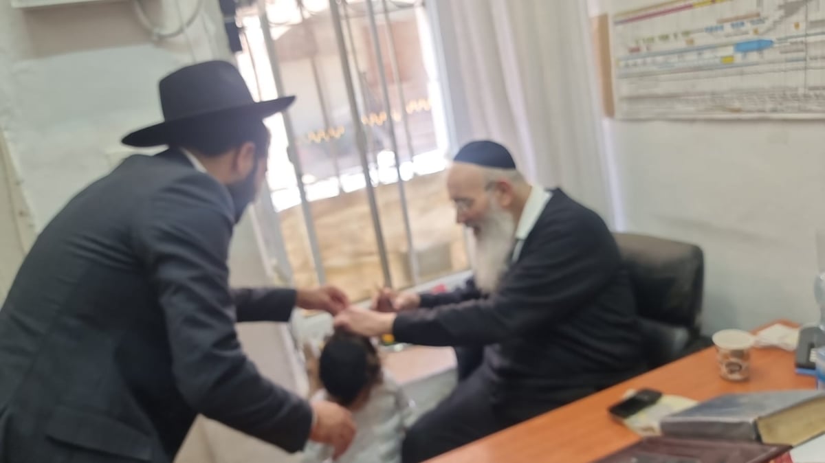 חלאקה לנכד סגן השר משה אבוטבול