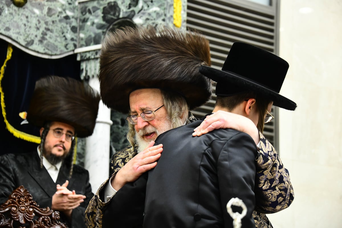 שמחת בר המצווה בחצה"ק ספינקא - נאראל 