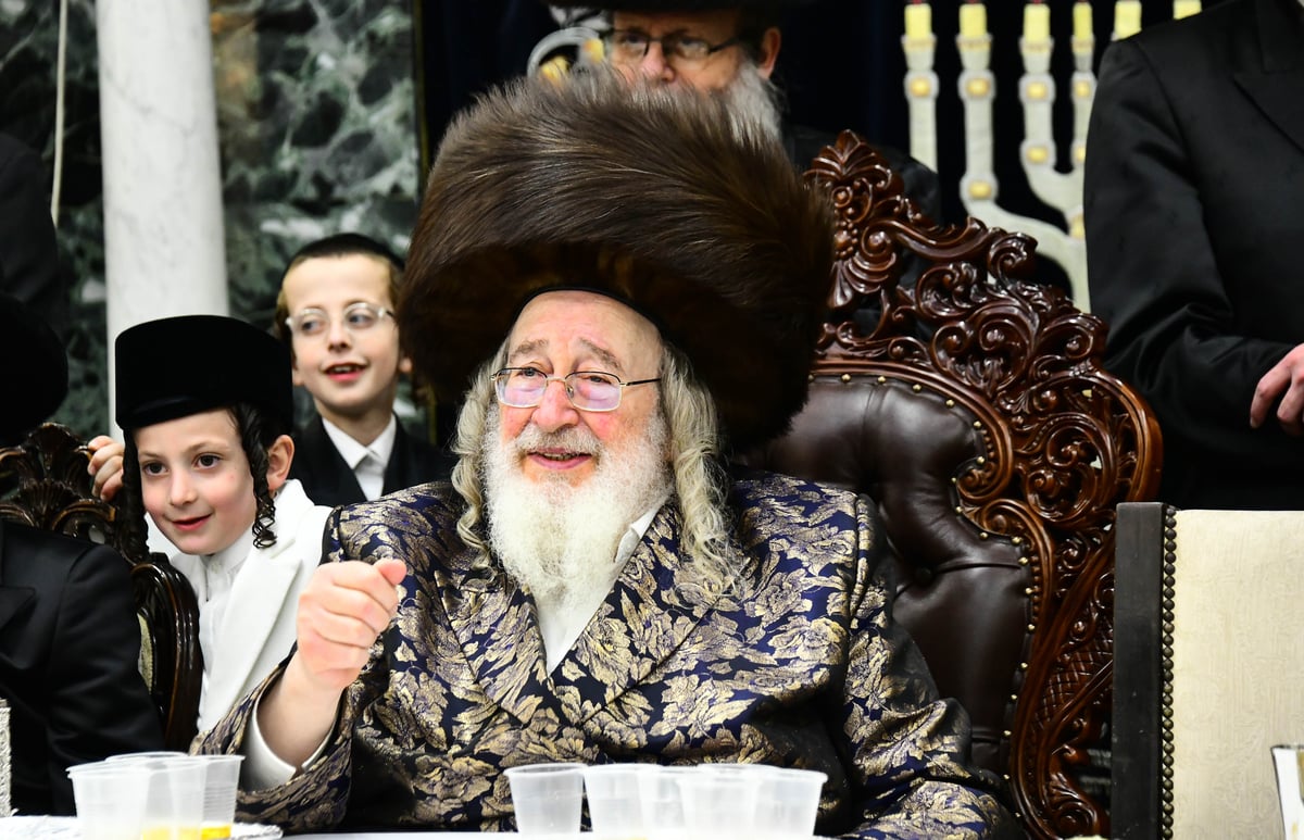 שמחת בר המצווה בחצה"ק ספינקא - נאראל 