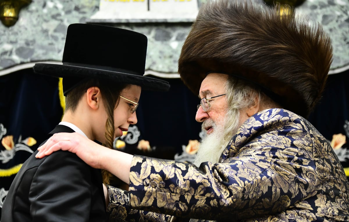 שמחת בר המצווה בחצה"ק ספינקא - נאראל 