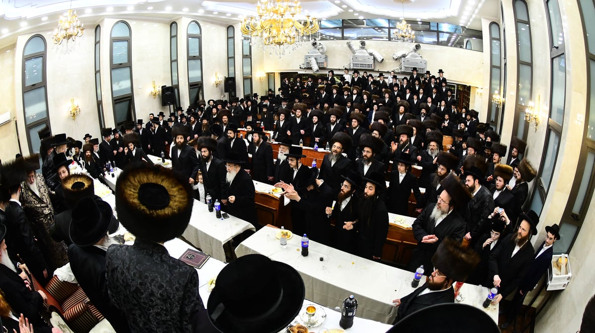 שמחת בר המצווה בחצה"ק ספינקא - נאראל 