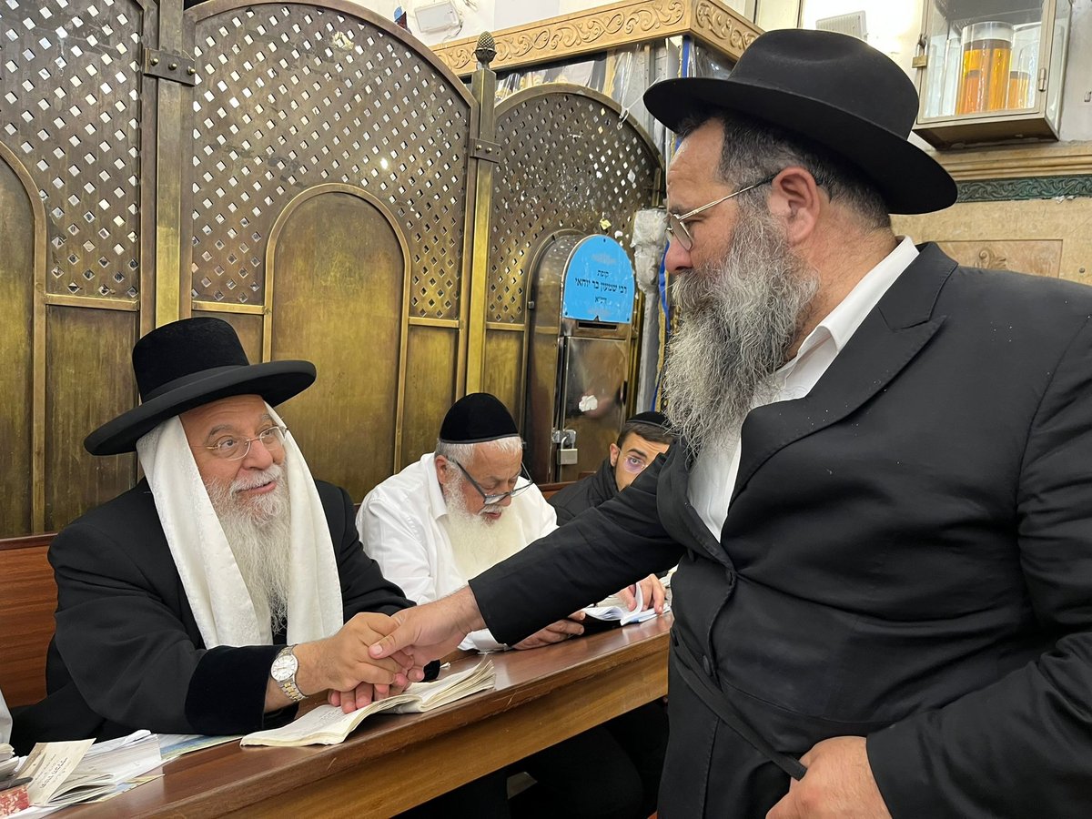המקובל רבי בניהו שמואלי באתרא קדישא מירון