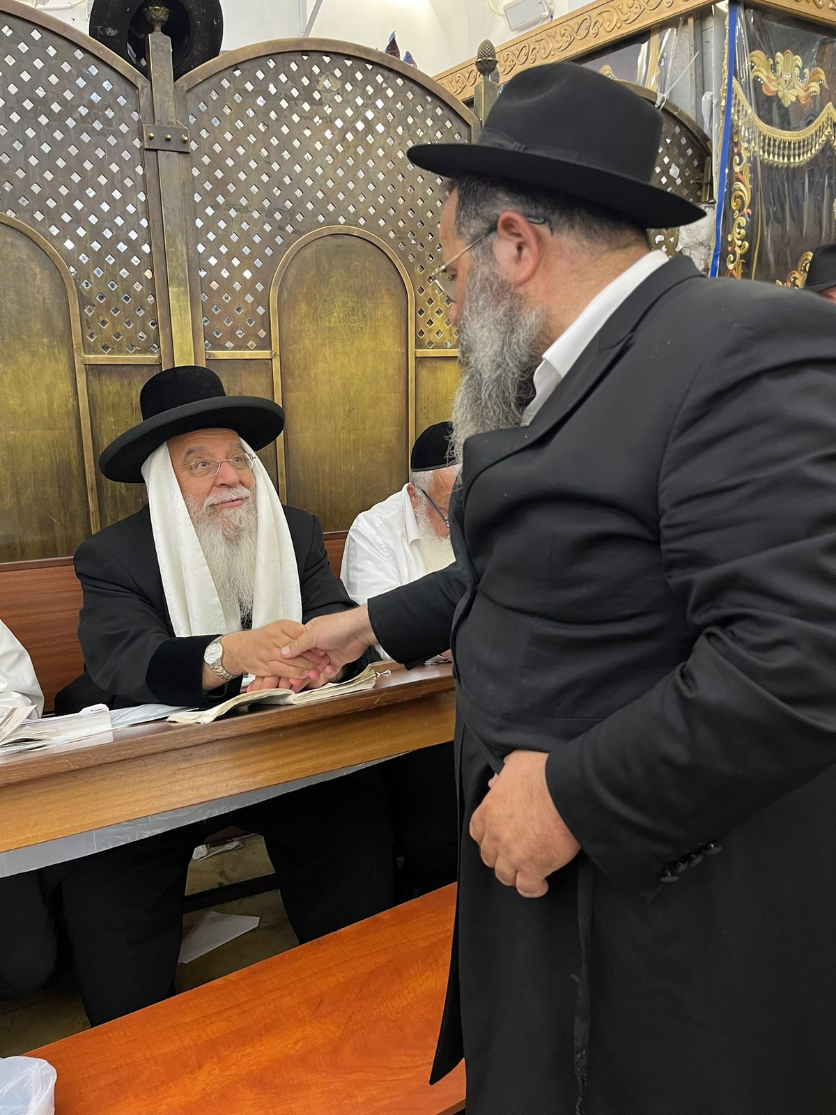 המקובל רבי בניהו שמואלי באתרא קדישא מירון