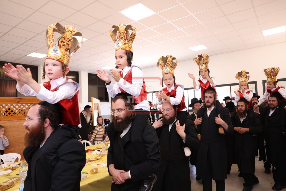 מסיבת חומש בתלמוד תורה 'שער השמים'