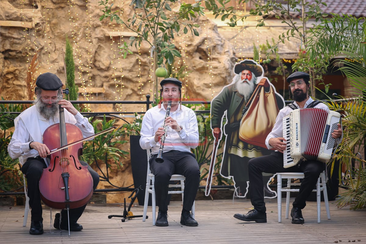 דינר לטובת קופת החסד ד'גור בערד