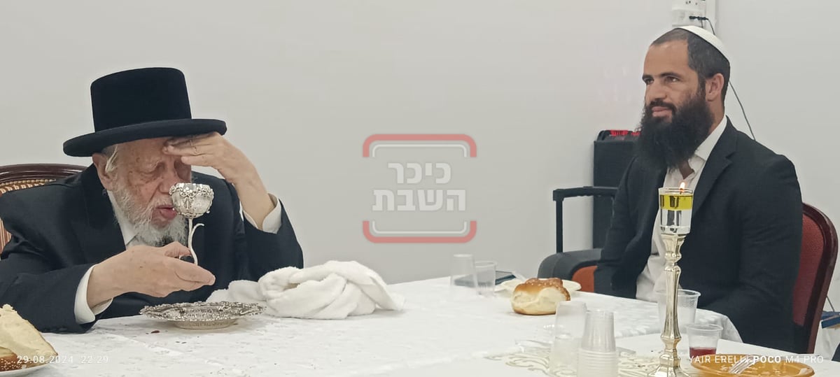 טיש הילולא בקאפיטשיניץ