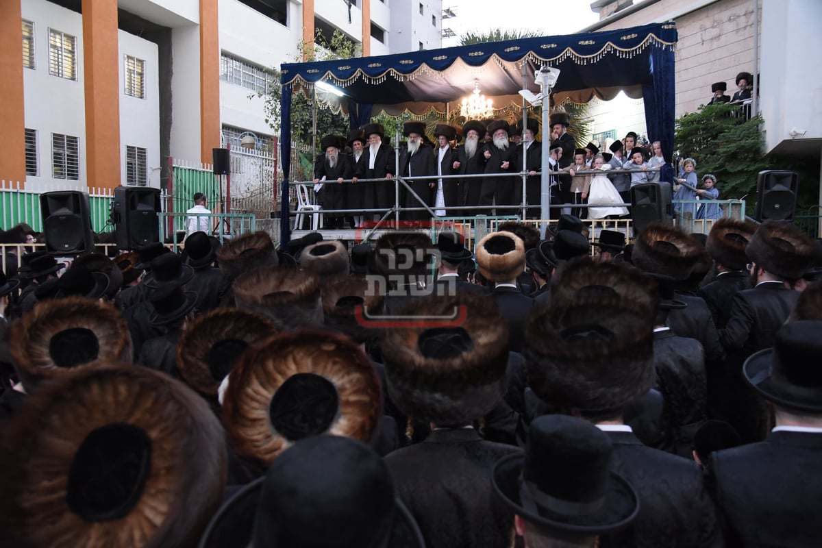 שמחת בית נדבורנה ירושלים