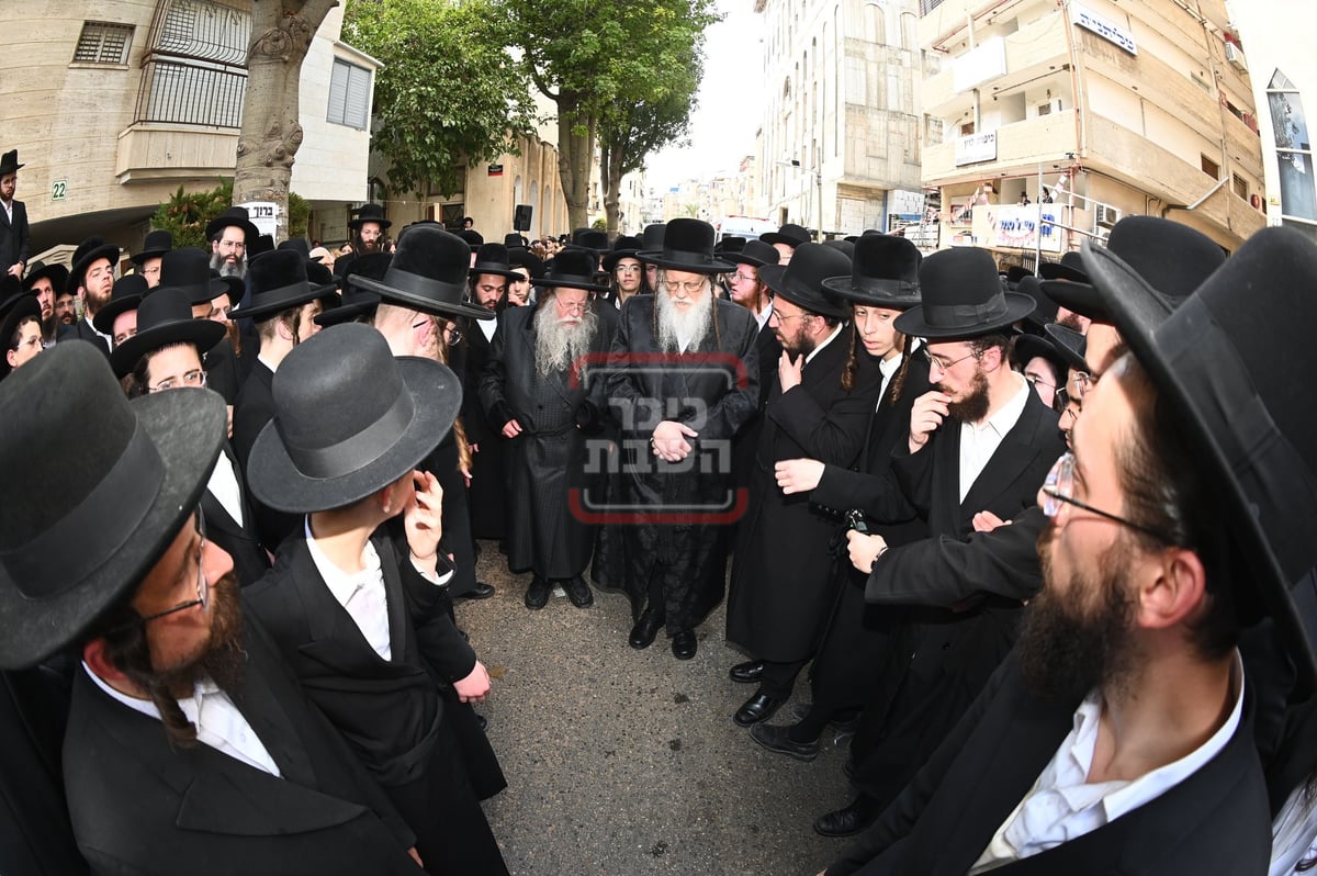 מסע הלוויית הרבנית ממודז'יץ ע"ה