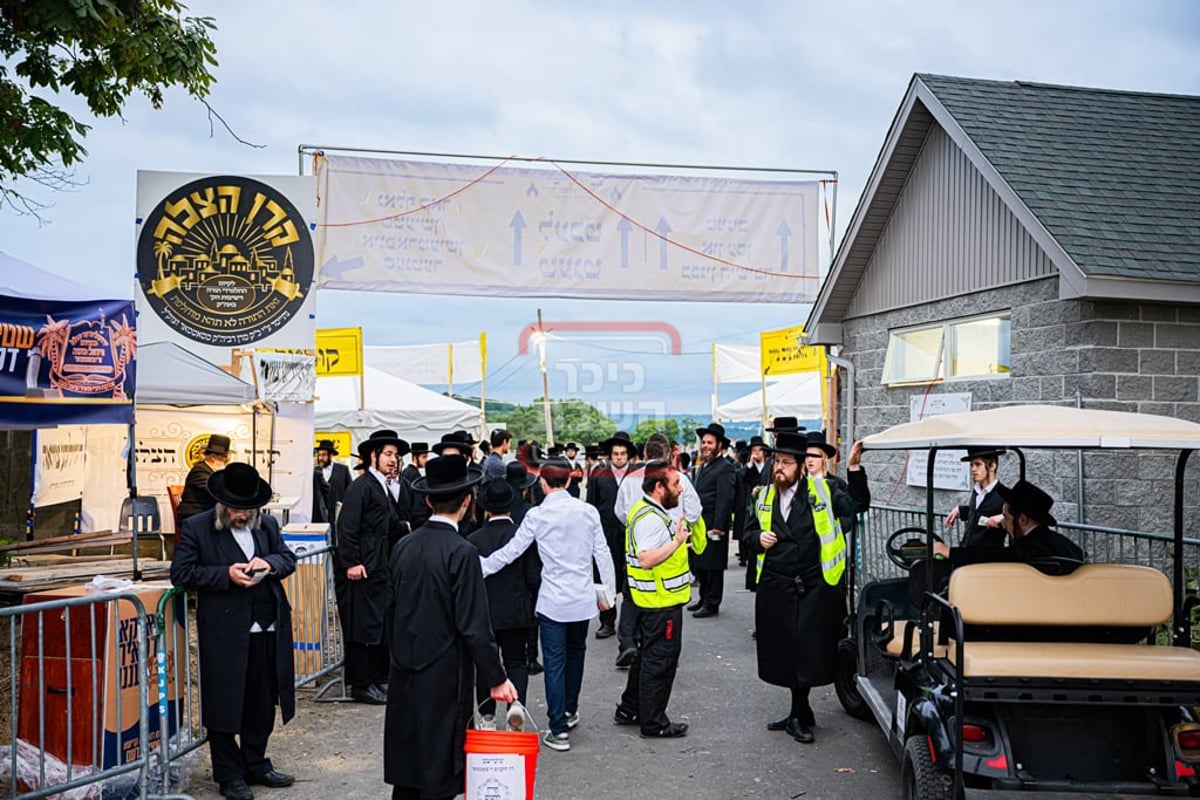 רבבות חסידי ותלמידי בית סאטמר פוקדים את הציון הק' במהלך יומא דהילולא 