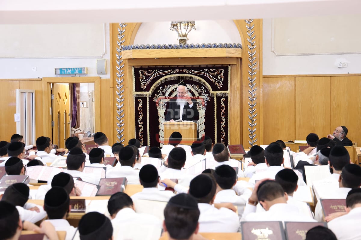 פתיחת הזמן בישיבת 'ברית יעקב' בירושלים 