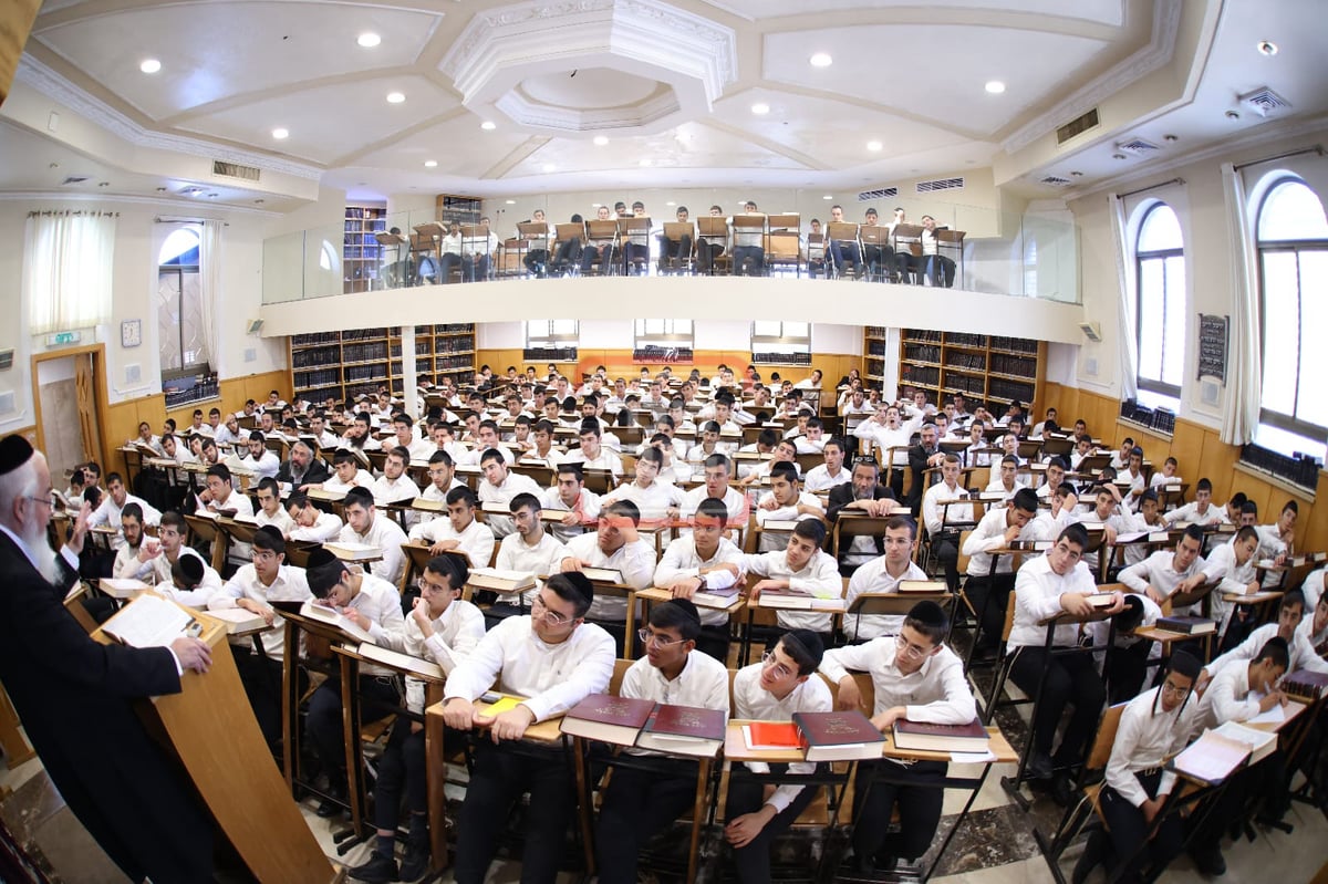 פתיחת הזמן בישיבת 'ברית יעקב' בירושלים 