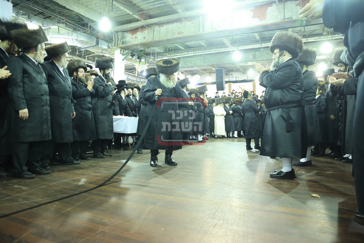 מעמד המצווה טאנץ בנישואי נכד האדמו"ר מסאטמר