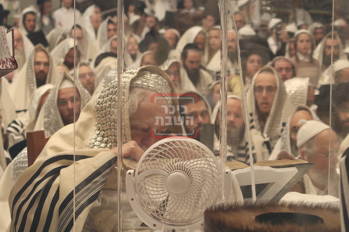 מוצאי יום כיפור בתולדות אברהם יצחק