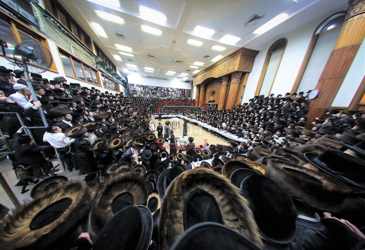 הקפות שניות בחצה"ק רחמסטריווקא 