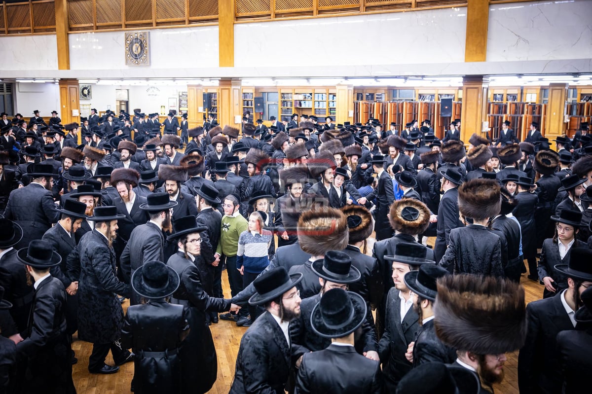 חג הסוכות ושמחת תורה בחצה"ק סאטמר 