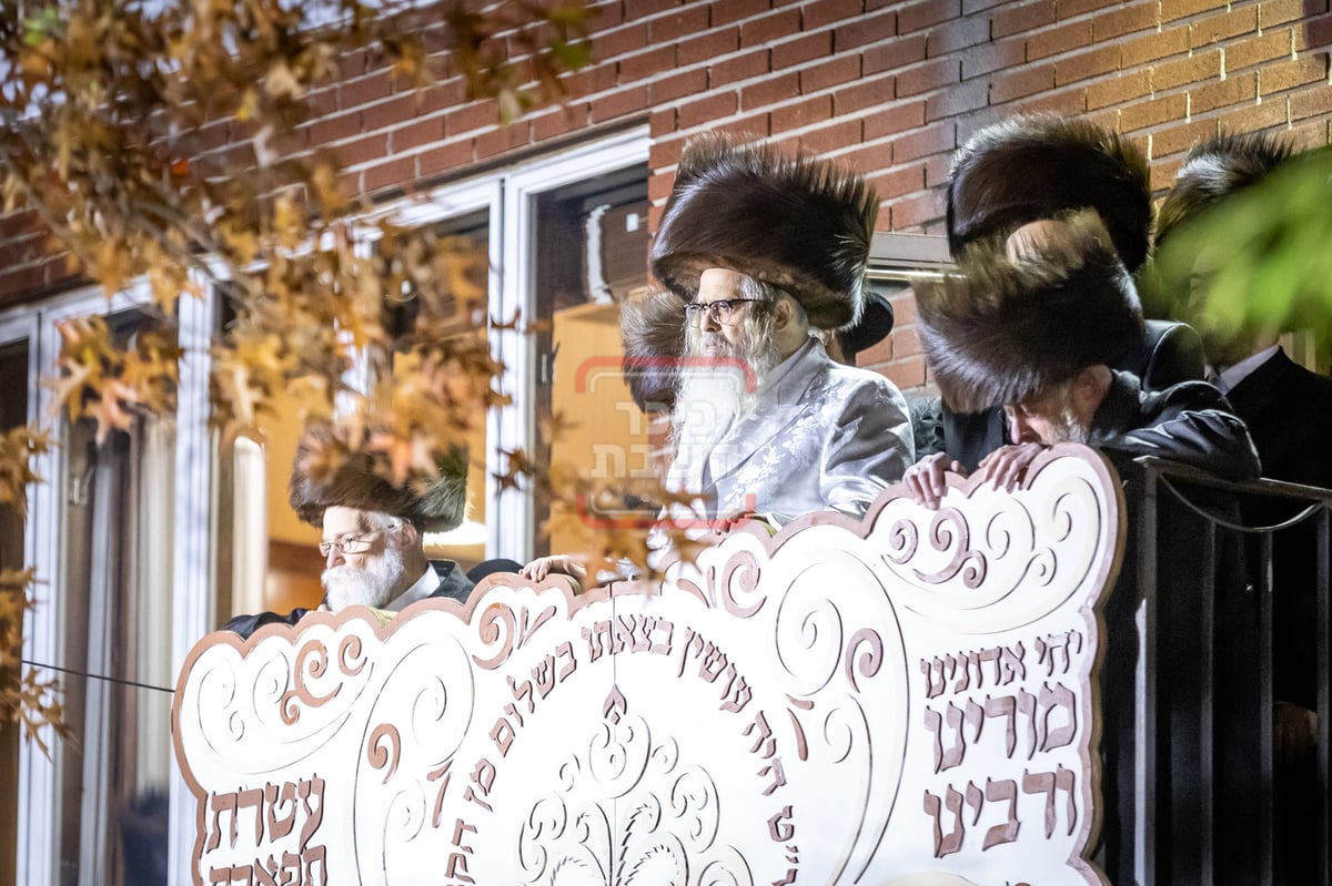 חג הסוכות ושמחת תורה בחצה"ק סאטמר 