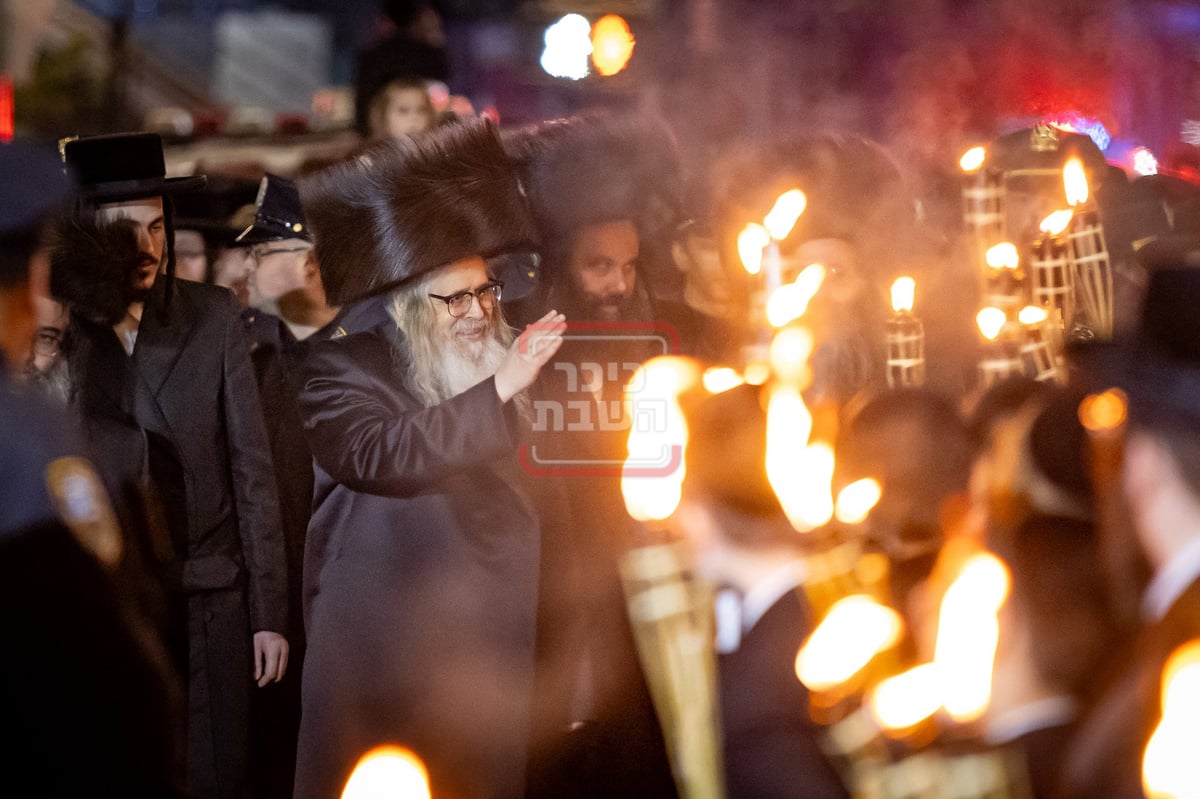 חג הסוכות ושמחת תורה בחצה"ק סאטמר 