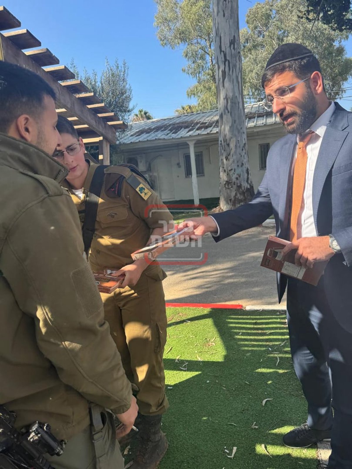 זופניק בכיכר | כל התמונות, הנייעס והחשיפות של השבוע