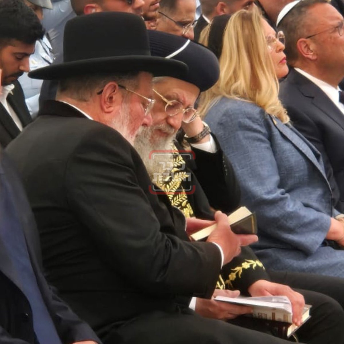 זופניק בכיכר | כל התמונות, הנייעס והחשיפות של השבוע