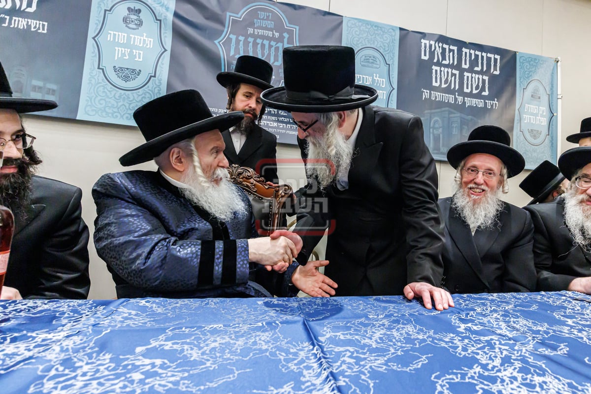דינר לטובת מוסדות באבוב במאנסי