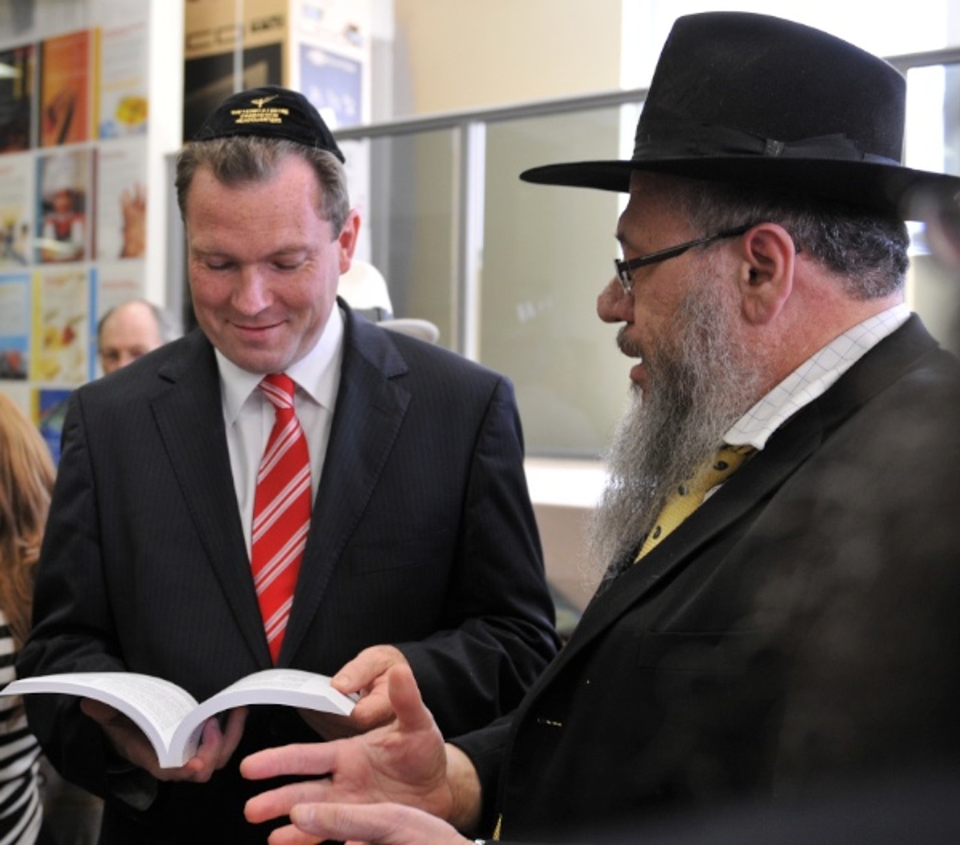 הפתעה: פלסטינים תורמים לחב"ד