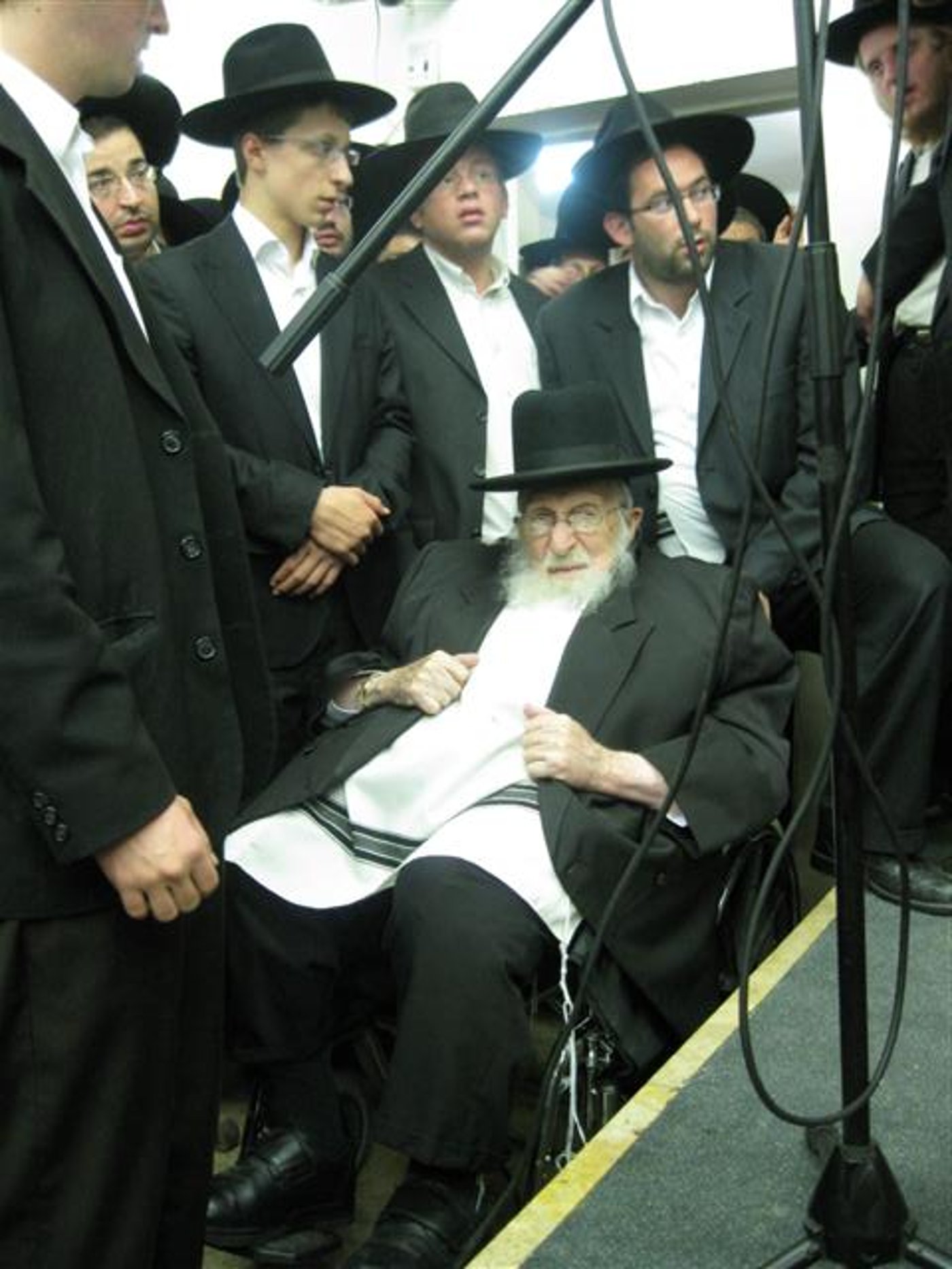 המונים ליוו את רעיית ראש הישיבה