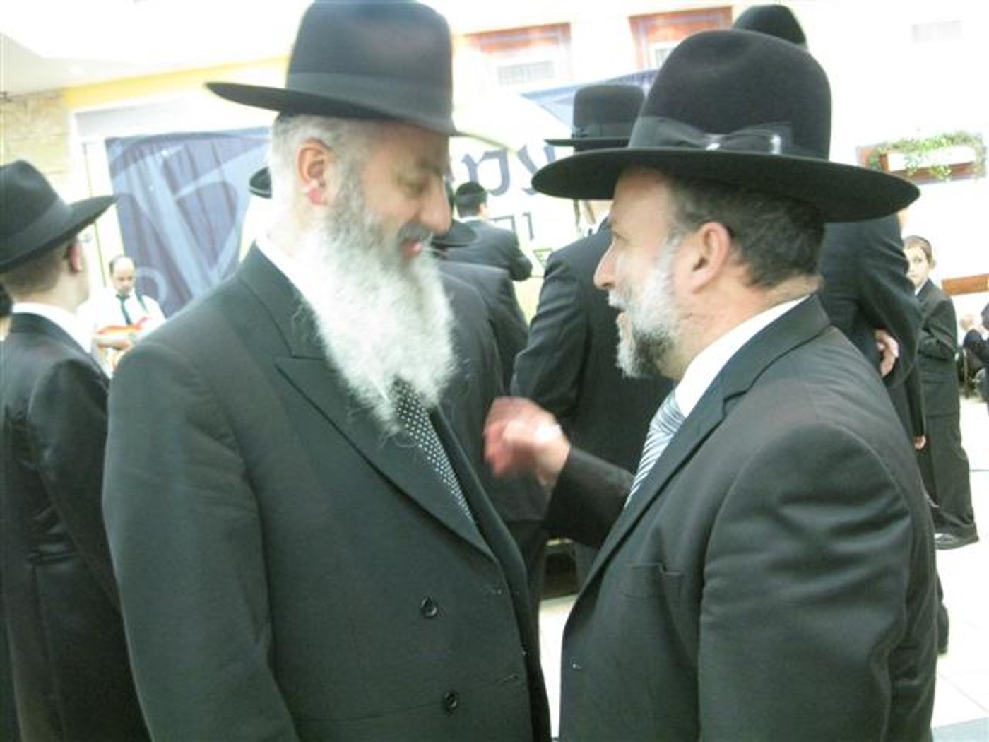 תשמחו על גוטרמן • וידאו, תמונות