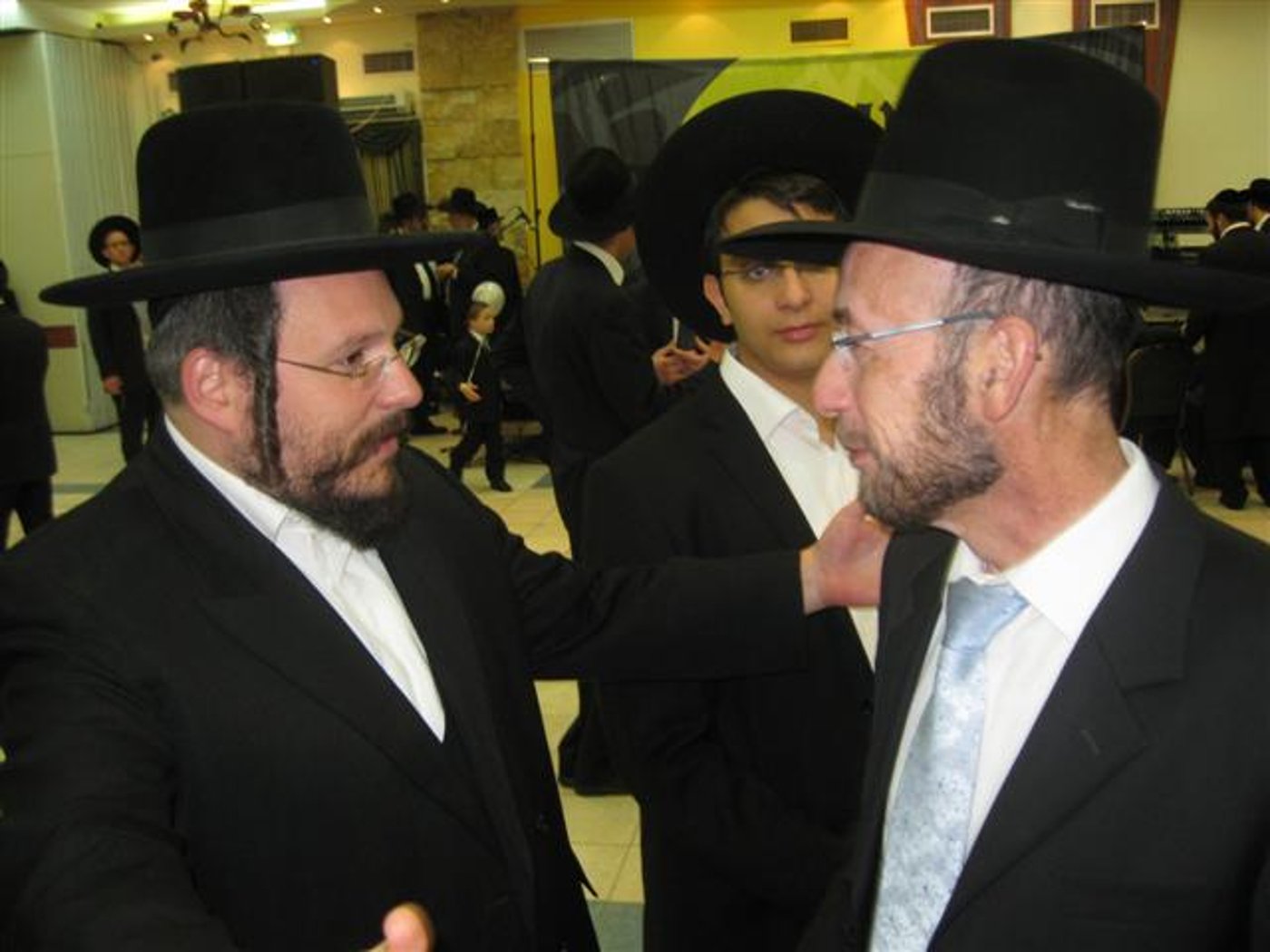 תשמחו על גוטרמן • וידאו, תמונות