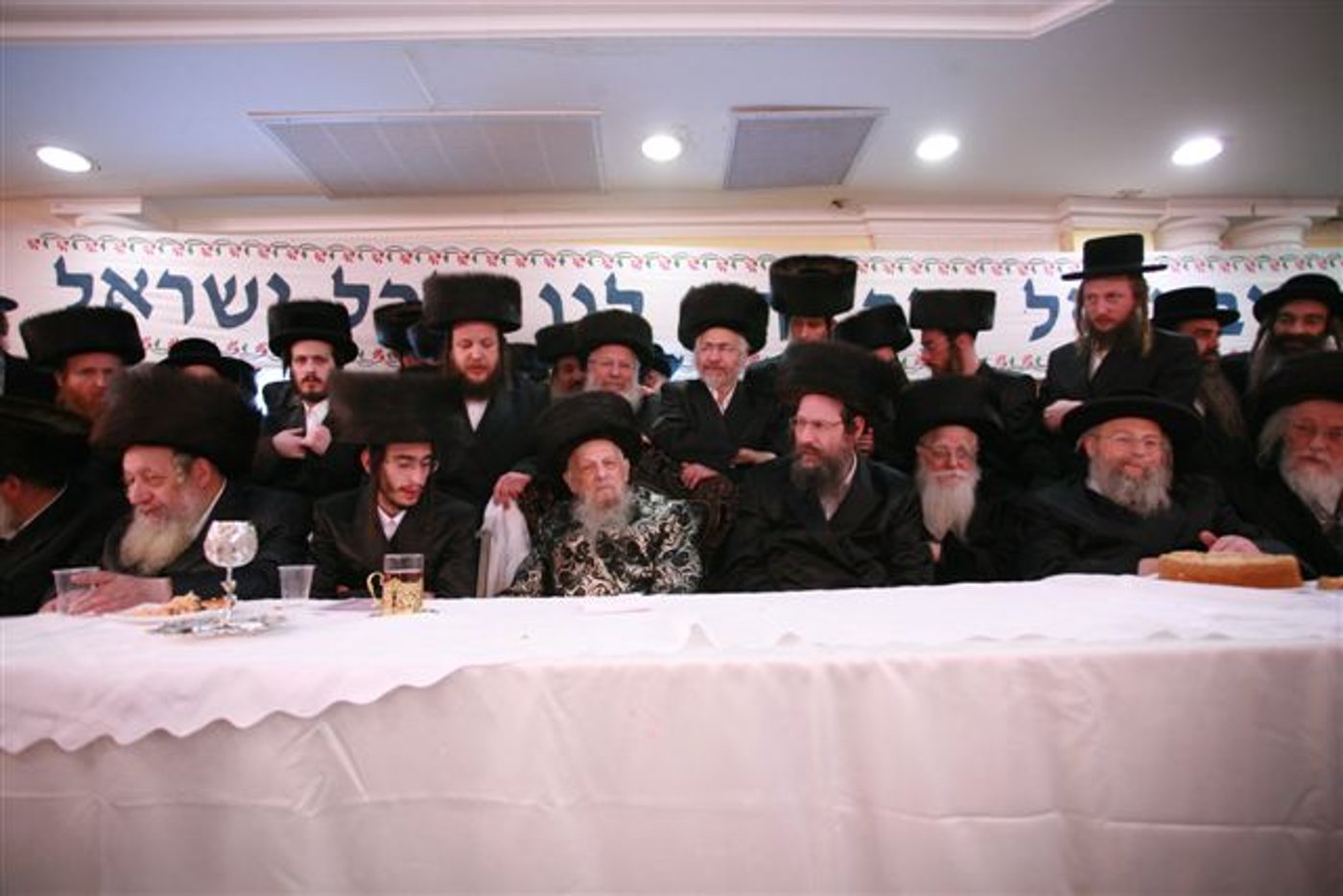 נישואי נכדת ר"י סערט ויזניץ זצ"ל